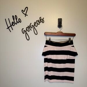 Kenzie Bold Black and Tan Stripe Bodycon Skirt with Ruffled Peplum Detail  sz XS